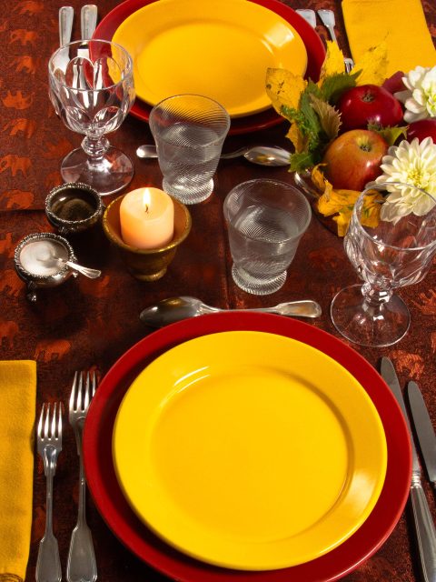 Une belle table dressée aux couleurs de l'automne